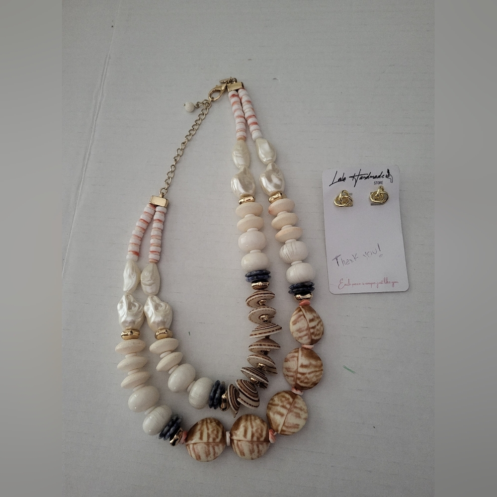 CHICO'S Signed neutral colored sea life beige coral bib necklace & earrings set